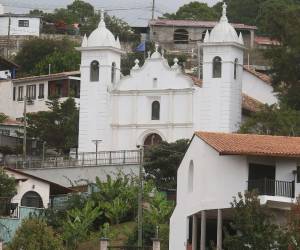 El municipio de Santa Lucía da el inicio a la ruta de valles y montañas, restaurantes, parques y lugares con las mejores vistas que logran cautivar a todos los visitantes.