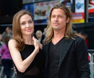 Para el cumpleaños 50 de Brad Pitt su hermosa esposa, Angelina Jolie le regaló una isla en forma de corazón por 16.3 millones de dólares.