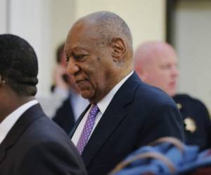 Cosby también recordó que llamó a la familia de Constand para ofrecerle dinero para que estudiara un posgrado. Foto: AP