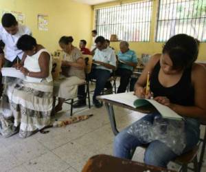 Los directores de las 18 oficinas departamentales de Educación se reunieron ayer para dar a conocer los nuevos lineamientos del Trabajo Educativo Social. Foto El Heraldo