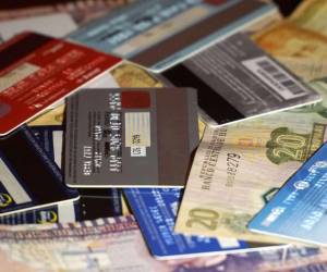 La emisión de tarjetas de crédito sigue creciendo en Honduras en los últimos años, siendo tres los bancos con más tarjetahabientes.