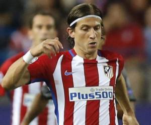 El futbolista brasileño Filipe Luís tiene 33 años de edad. (Foto: AP)