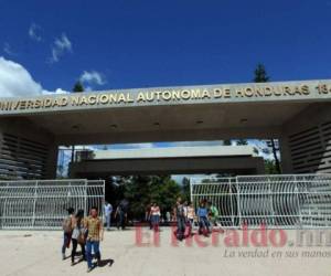 Los fondos debieron de ser cedidos desde enero de 2021, por tal motivo la Junta Directiva del Sitraunah solicitó una reunión con el rector Francisco Herrera. Foto: EL HERALDO