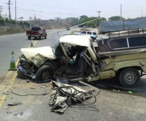 Los tres heridos se conducían en este vehículo al momento del impacto.