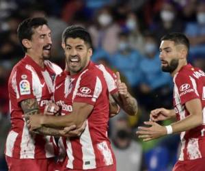 Luis Suárez celebrando una de las anotaciones ante el Getafe. Foto:AFP