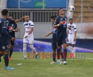 Roberto Moreira ceebra el doblete anotado en el cierre de la jornada 6 en el Nacional. Foto Johny Magallanes| EL HERALDO