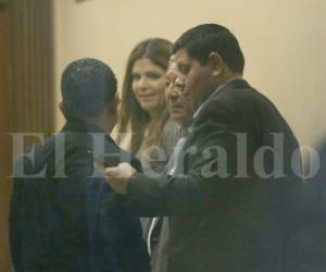 Marco Tulio Gutiérrez Velásquez en compañía de sus hijos Lena y Julio, incluyendo Gilberto Lezama Toro se presentaron este jueves.