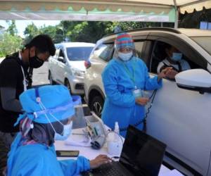 Indonesia es el país del sureste asiático más golpeado por la pandemia del coronavirus, con más de 1,3 millones de casos confirmados y más de 36,000 muertes. FOTO:AFP