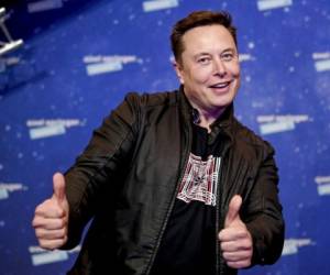 Elon Musk es el CEO de Tesla de 49 años, fundador de SpaceX y uno de los hombres más ricos del mundo. Foto AP
