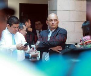 Hasta los Juzgados Anticorrupción fueron trasladados los detenidos martes tras serdetenidos por agentes de la Atic. (Foto: El Heraldo)