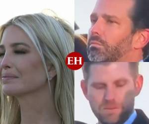 Donald Jr, Eric, Ivanka y Tiffany Trump fueron captados mientras escuchaban atentamente a su padre.