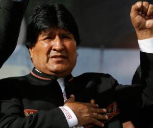 Aunque todavía no admitió su derrota, Morales dijo el lunes ante la prensa que 'gane o pierda, la lucha sigue, la vida sigue'.