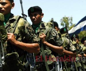 Los militares aseguran que ellos solo están cumpliendo las órdenes que les dieron desde el Ejecutivo. Foto: EL HERALDO.