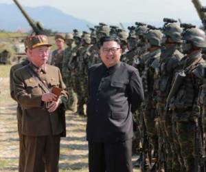 Corea del Norte se enfrenta a una severa escasez de alimentos e incluso los militares leales al régimen de Kim Jong-Un sufren los efectos de lo que está por convertirse en una crisis humanitaria. Foto: AFP