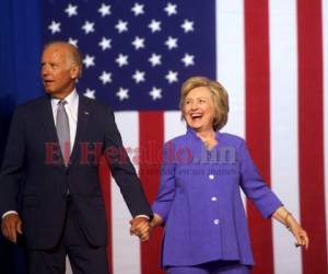 La candidata presidencial Hillary Clinton realiza una manifestación con el vicepresidente estadounidense Joe Biden en las instalaciones deportivas de Riverfront Sports en Scranton, Pensilvania. Foto: Agencia AFP.