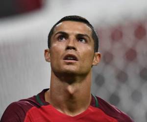 Cristiano Ronaldo, delantero de la Selección de Portugal, durante el duelo ante Chile por el pase a la final de la Copa Confederaciones Rusia 2017. (Foto: Agencias/AFP)