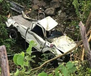 Así quedó el vehículo tras el fatal accidente en Pespire, Choluteca.