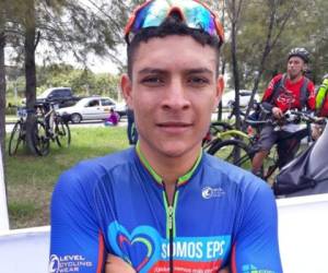 Nelson Torres se coronó en la categoría sub 23 de la Vuelta Ciclística de EL HERALDO. Foto Astrid Zambrano