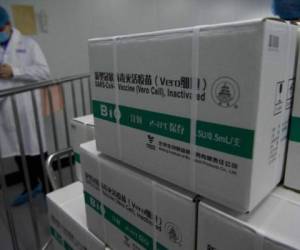 Hasta el 12 de julio, el sistema Covax, había distribuido más de 102 millones de dosis de vacunas a 135 países. FOTO: AFP