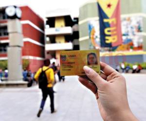 La totalidad de los estudiantes de la UNAH podrían estar identificados a mediados de junio.