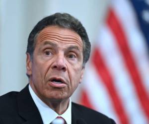 Cuomo niega haber incurrido en comportamientos de acoso sexual y rechaza las peticiones de dimisión a las que se han sumado incluso compañeros de partido. Foto: AFP