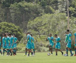 El partido, un amistoso con el campeón brasileño Palmeiras, se jugará en el mismo terreno donde en noviembre se instalaron 50 ataúdes. Foto: AP