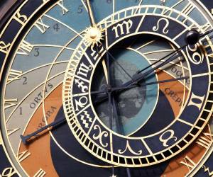 El reloj fue creado por la organización en 1947, para advertir al público de lo cerca que está la humanidad de destruir el mundo.