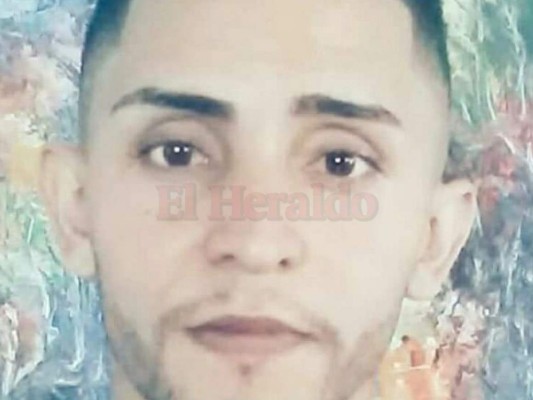 Como Carlos León, de 32 años de edad, fue identificada la víctima mortal.