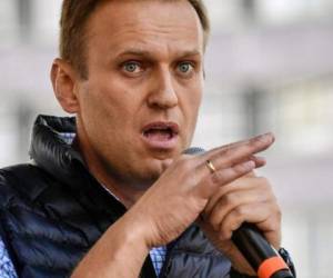 Alexéi Navalni, acérrimo opositor del presidente ruso Vladimir Putin, fue envenenado en Rusia. Foto: Agencia AFP.