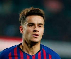 Coutinho había sido inicialmente convocado para el primer partido del Barça en la Liga 2019-2020, este viernes en Bilbao, pero finalmente se quedó en la grada, un signo claro para la prensa española de que su salida está muy cerca. Foto: AFP.