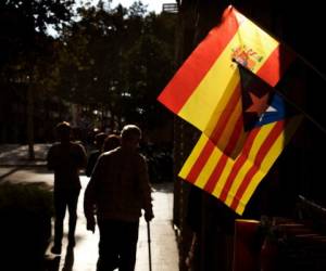 Las autoridades de Madrid le piden a Cataluña que se acalare en relación a la declaración de independencia de la región, tras el referendum celebrado el pasado 1 de octubre. Foto: Agencia AP