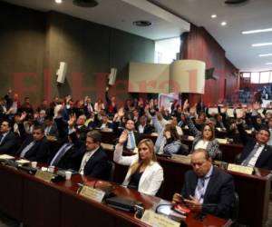 Los parlamentarios aprobaron este jueves la extensión del período de la Comisión Interventora de la Universidad Nacional de Agricultura (UNA). Foto: Jimmy Argueta.