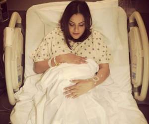 Nathalia estuvo más de 12 horas en labor y parto. Foto: Instagram