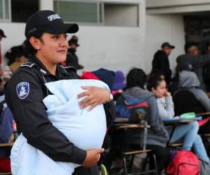 Dos bebés estaban entre las personas que fueron rescatadas por la policía. (Foto: Twitter SS_Puebla)