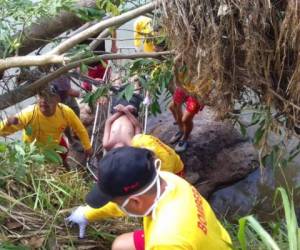 El menor fue identificado como Raúl Alexander Figueroa Sabillón, de 15 años de edad. (Foto: Bomberos de Honduras)