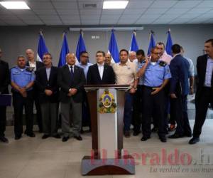 Juan Orlando Hernández, presidente de la República, se reunió ayer con diferentes sectores vinculados al fútbol.