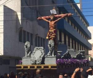 La Hermandad de la Venerada Imagen del Cristo de la Misericordia, realizó el primer domingo de Cuaresma, la tradicional procesión de El Traslado, que lleva 15 años de tradición. Foto: Cortesía de la Hermandad