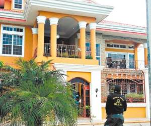 La casa de Javier Cerrato en la colonia Monserrat de Tocoa es parte de los bienes incautados.