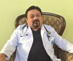 El supuesto médico, identificado como Rodolfo García, de 54 años, fue detenido en el municipio de Chisec.