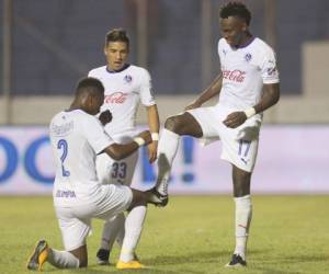 El juvenil Alberth Elis marcó triplete en el triundo 5-0 de Olimpia ante Victoria.