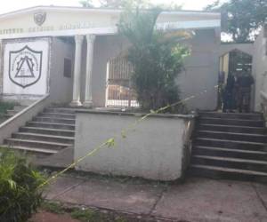 El sicario llegó al Instituto Técnico Honduras haciéndose pasar como papá de la menor.