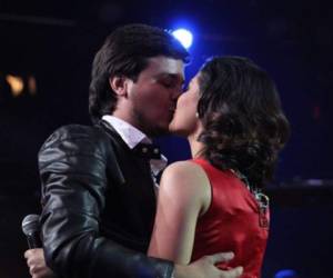 Katheryn lloró de la emoción al ver a su novio Carlos. Foto: Instagram/La Academia