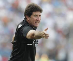 Héctor Vargas, técnico de Olimpia.