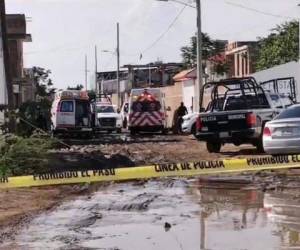 De acuerdo con información preliminar, los sujetos armados 'se metieron al lugar, los pusieron en el suelo y les dispararon'. Foto cortesía: Noticias 4 visión.