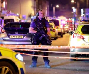 La policía de Londres está atendiendo el incidente en la calle Seven Sisters. Foto AP