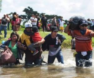 La caravana de migrantes centroamericanos comenzó su éxodo a principios de octubre. Foto AFP