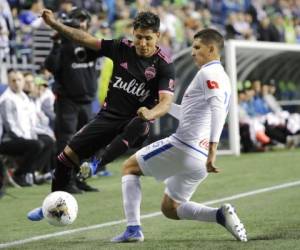 El Albo mantuvo la pelota, le dio tranquilidad a su juego porque sabía que los norteamericanos no iban a quedarse con los brazos cruzados ante su afición. Foto AP