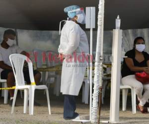 Pacientes sospechosos acuden a triajes o son atendidos en casa.