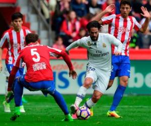 El español Isco brilló en el partido ante el Sporting de Gijón. Foto: AFP