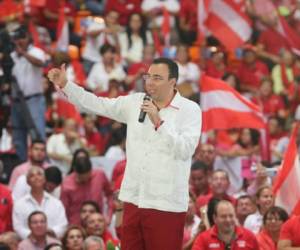 En su discurso, Luis Zelaya dijo que está listo para liderar la alianza opositora y de esta forma estará cumpliendo con lo establecido por la convención de su partido.